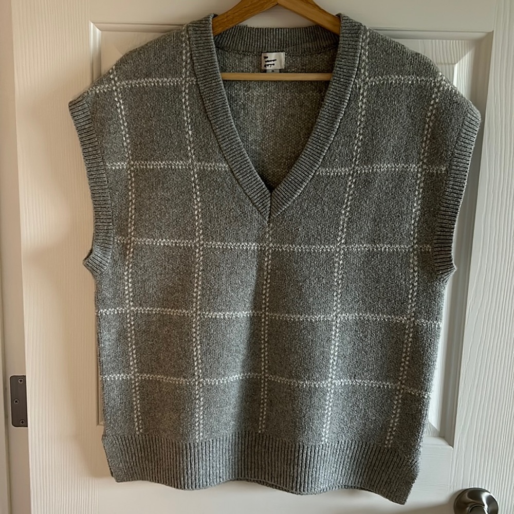Oversized Sweater Vest